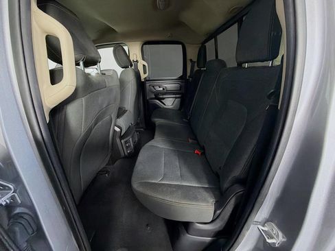 Used 2019 RAM 1500 Tradesman w/ SXT Appearance Group AWD/4WD image 38