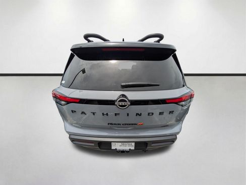 Used 2024 Nissan Pathfinder Rock Creek AWD/4WD image 4