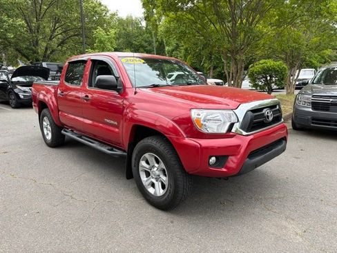 Used 2014 Toyota Tacoma 4x4 Double Cab w/ SR5 Package image 1