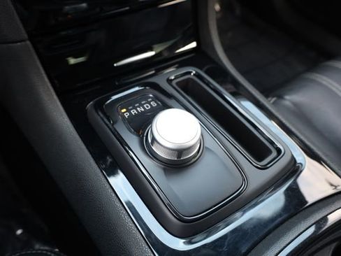 Used 2022 Chrysler 300 S image 20