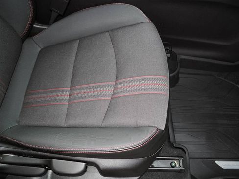 Certified 2024 Chevrolet Equinox RS AWD/4WD image 20