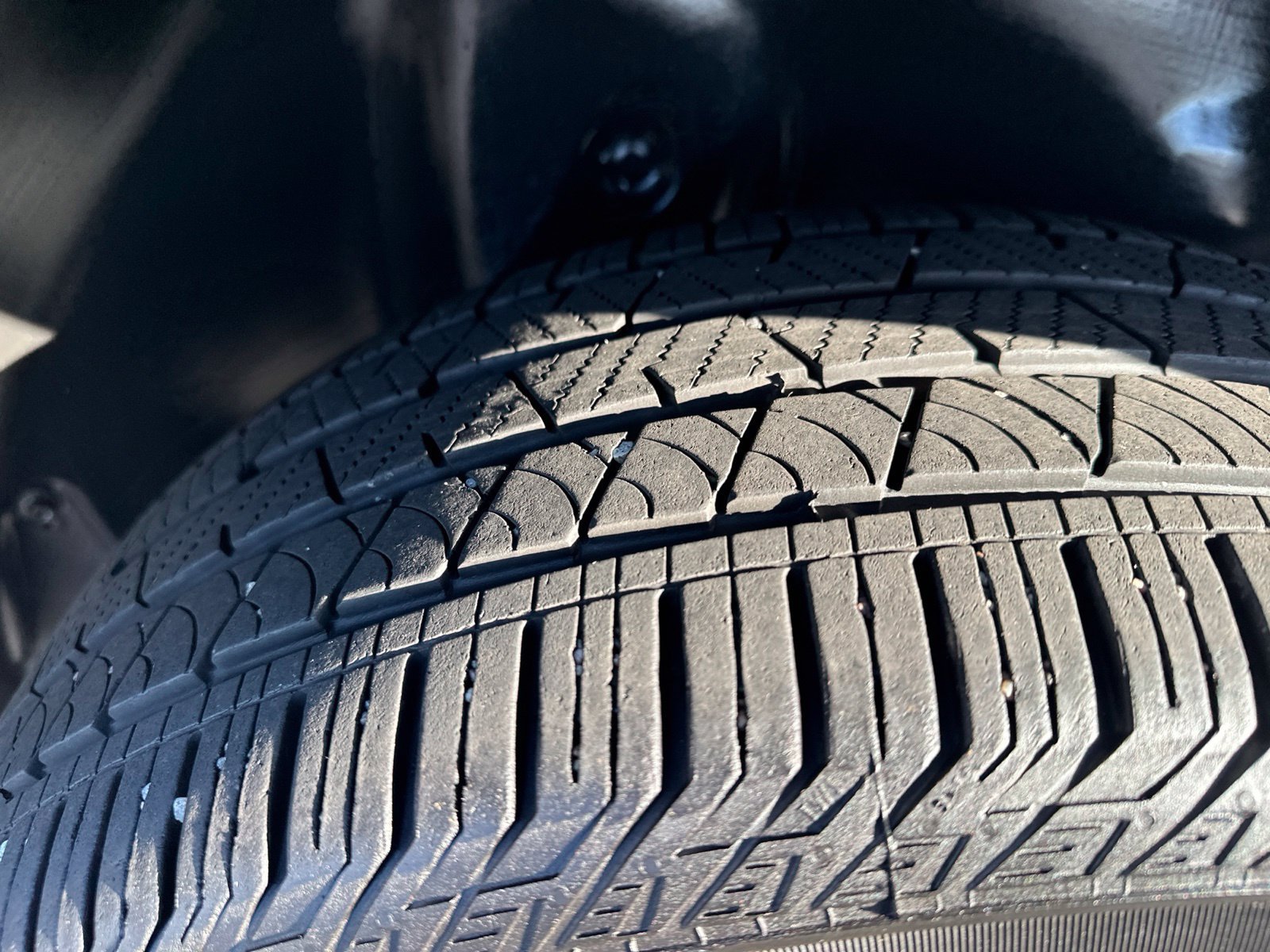 Used 2023 Honda Passport EX-L image 10