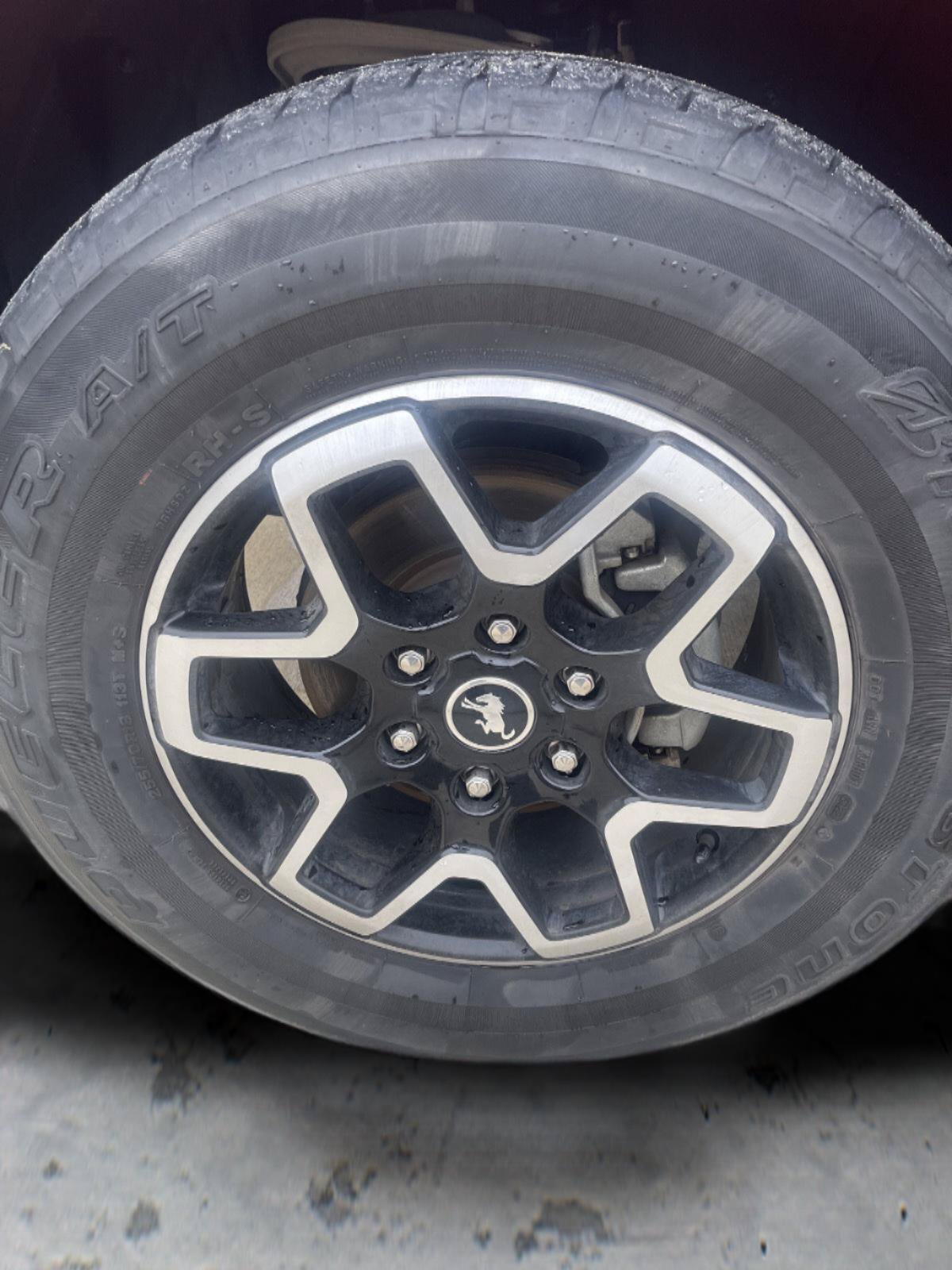 Used 2023 Ford Bronco Outer Banks AWD/4WD image 17