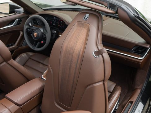 Used 2026 Porsche 911 Carrera S RWD image 28