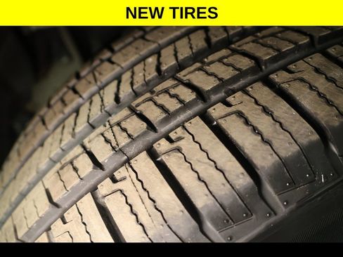 Used 2023 Chevrolet Silverado 1500 LT image 6