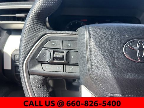 Certified 2024 Toyota Tacoma TRD Off-Road AWD/4WD image 12
