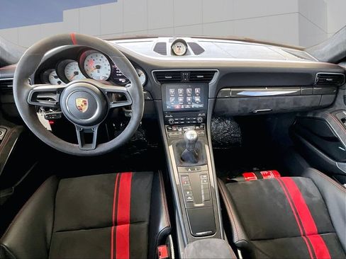 Used 2018 Porsche 911 GT3 RWD image 14