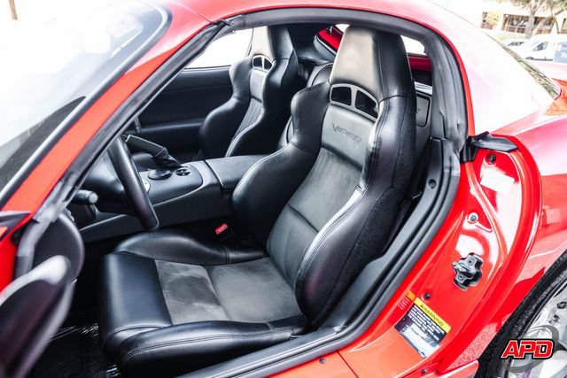 Used 2006 Dodge Viper SRT-10 RWD image 4
