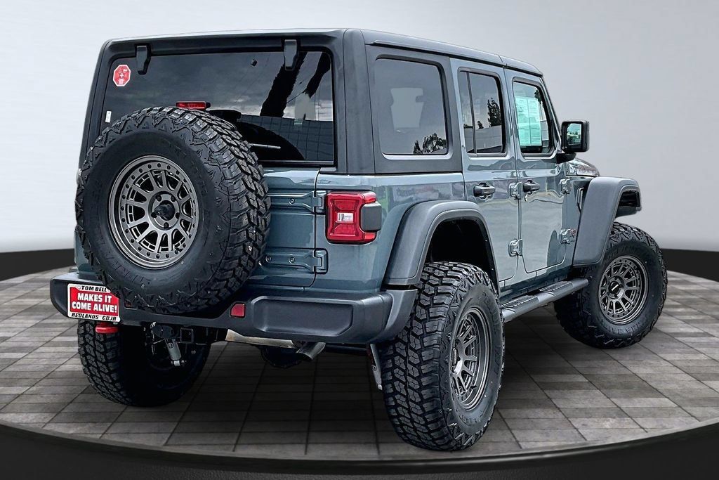 Certified 2025 Jeep Wrangler Unlimited Rubicon w/ Convenience Group AWD/4WD image 22