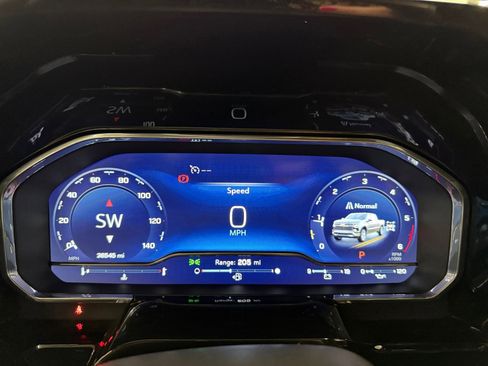 Used 2023 Chevrolet Silverado 1500 RST image 14