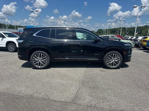 New 2026 Buick Enclave Avenir image 3