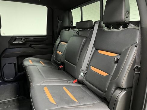 Used 2024 GMC Sierra 3500 AT4 w/ Technology Package AWD/4WD image 43