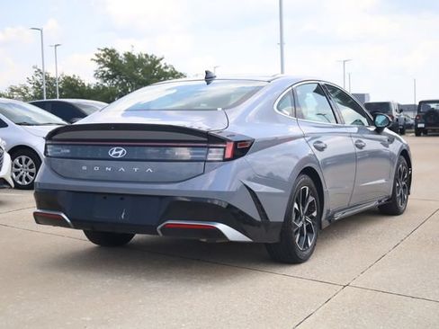 Used 2025 Hyundai Sonata SEL FWD image 6