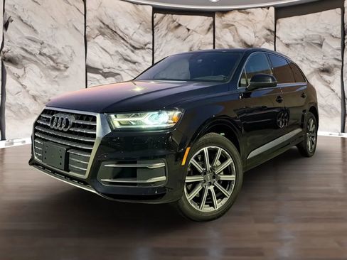 Used 2017 Audi Q7 3.0T Premium image 2