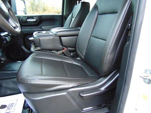 Used 2020 Chevrolet Silverado 2500 W/T w/ WT Convenience Package image 7