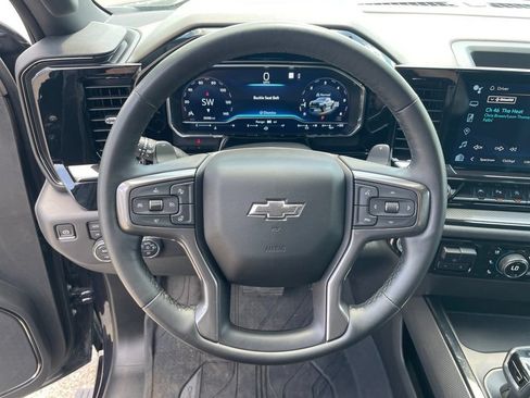 Used 2023 Chevrolet Silverado 1500 ZR2 AWD/4WD image 18