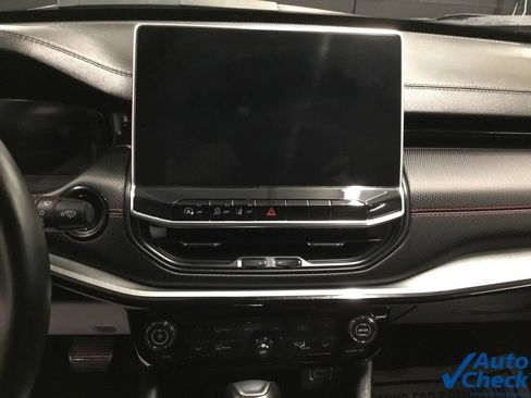 Used 2022 Jeep Compass Trailhawk w/ Trailhawk Elite Group AWD/4WD image 51