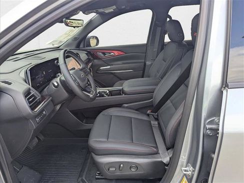 New 2026 Chevrolet Traverse Z71 w/ Enhanced Driving Package image 4