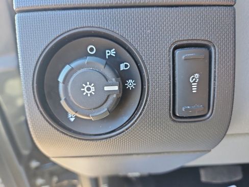 Used 2014 Ford F250 XLT w/ XLT Premium Package image 12