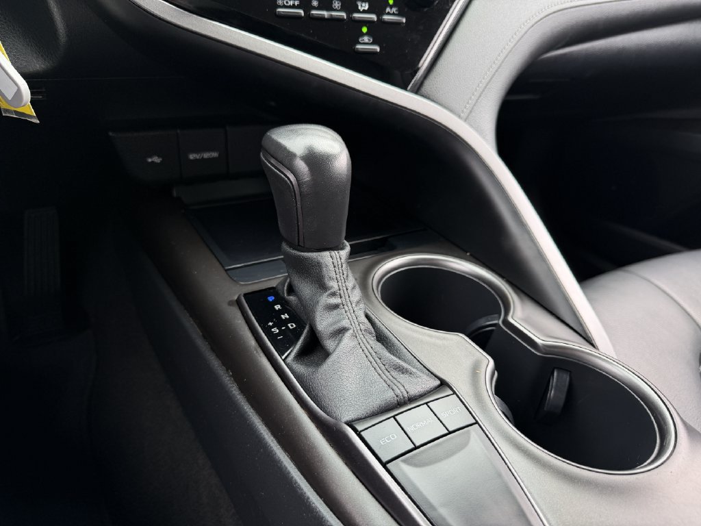 Used 2023 Toyota Camry SE FWD image 19
