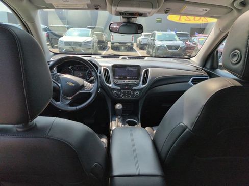 Used 2021 Chevrolet Equinox Premier AWD/4WD image 25