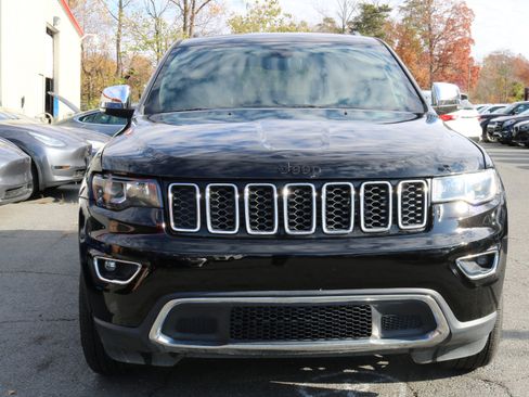 Used 2019 Jeep Grand Cherokee Limited image 2