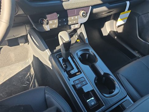 New 2026 Subaru Outback Limited image 21