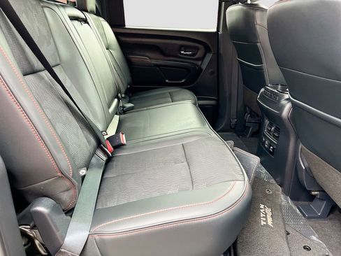 Used 2024 Nissan Titan PRO-4X image 27
