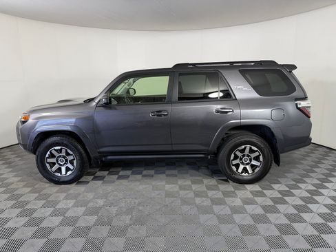 Used 2021 Toyota 4Runner TRD Off-Road AWD/4WD image 2