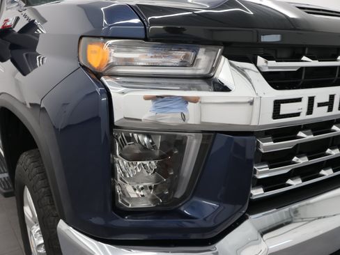 Used 2023 Chevrolet Silverado 2500 LTZ w/ Gooseneck/5TH Wheel Package AWD/4WD image 24