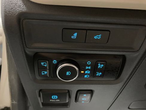 Used 2023 Ford Expedition Max Platinum image 29