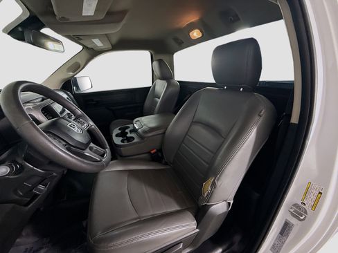 Used 2019 RAM 1500 Tradesman image 21