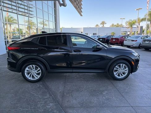 Used 2024 Buick Envista Preferred FWD image 3