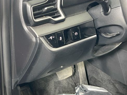 Used 2023 Kia Sportage LX AWD/4WD image 10