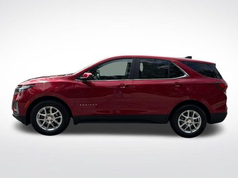Used 2022 Chevrolet Equinox LT FWD image 2