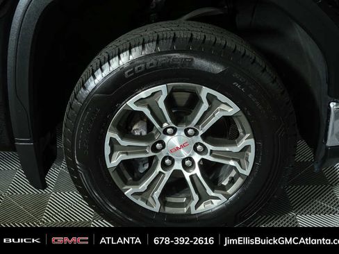 Used 2025 GMC Sierra 1500 SLT AWD/4WD image 35