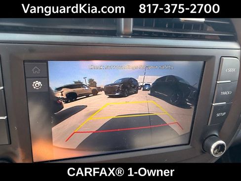 Certified 2025 Kia Soul LX w/ LX Technology Package FWD image 21
