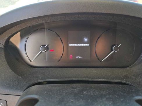 Used 2026 RAM ProMaster 2500 w/ Convenience Group FWD image 9