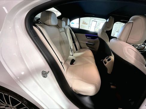 Used 2023 Mercedes-Benz C 300 4MATIC Sedan image 19