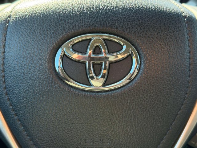 Used 2015 Toyota RAV4 LE AWD/4WD image 24