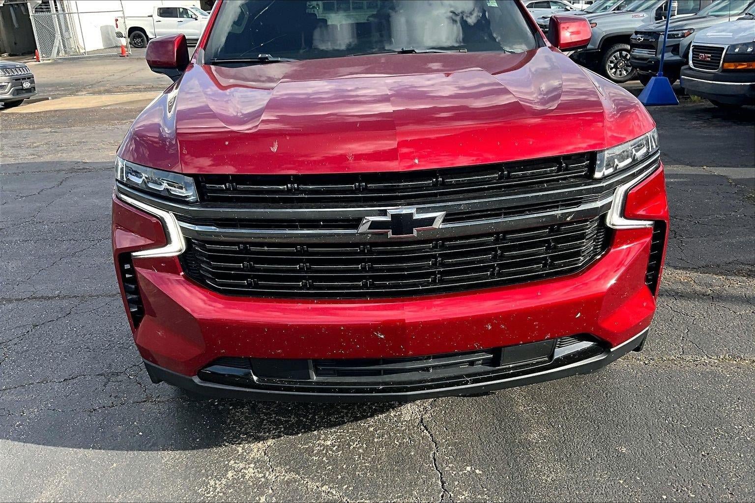 Used 2021 Chevrolet Tahoe RST w/ Rear Media and Nav Package AWD/4WD image 3