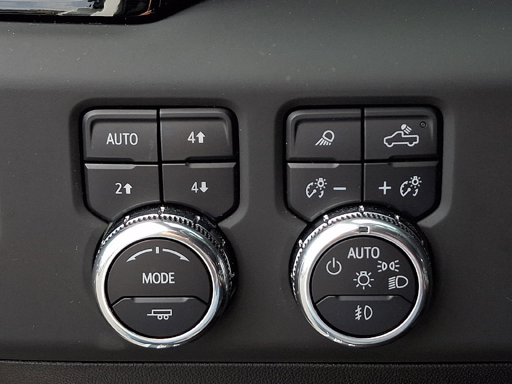 Used 2025 GMC Sierra 1500 AT4 AWD/4WD image 25