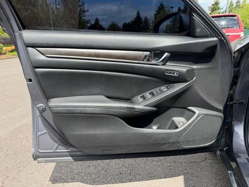 Used 2019 Honda Accord EX-L image 12