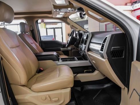 Used 2020 Ford F350 Lariat w/ Lariat Ultimate Package image 33