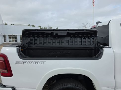 Used 2020 RAM 1500 Laramie image 12