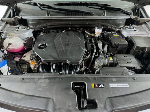 Used 2024 Kia Sportage LX image 31