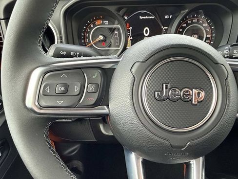 New 2026 Jeep Wrangler Unlimited Sahara w/ Whitecap Package AWD/4WD image 15