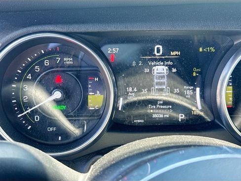 Used 2023 Jeep Wrangler Unlimited Sahara AWD/4WD image 13
