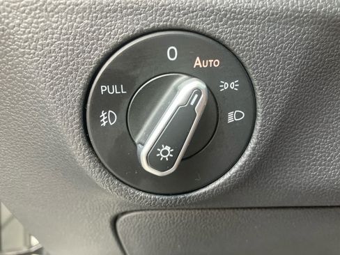 Used 2021 Volkswagen Jetta R-Line FWD image 15