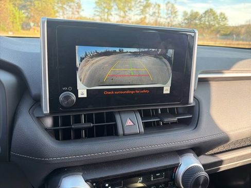 Used 2025 Toyota RAV4 LE image 28